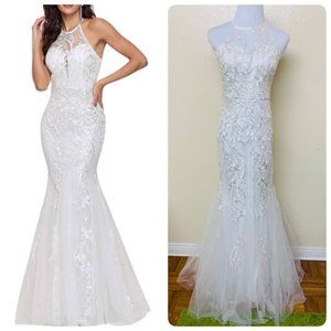 Ever Pretty Halter Embroidered Mermaid Wedding Dress Size Med fits like a small.
